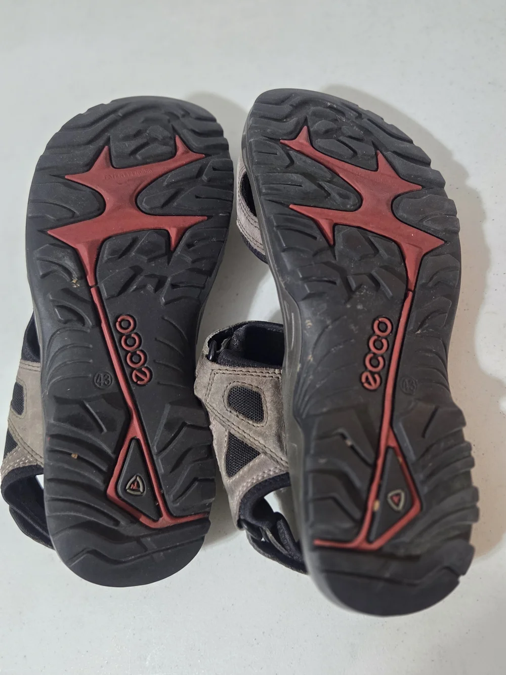 Ecco Men's Brown and Black Leather Sport Sandals